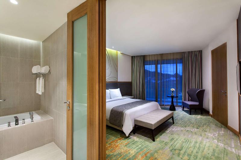 Radisson Golf & Convention Center Batam - Oda