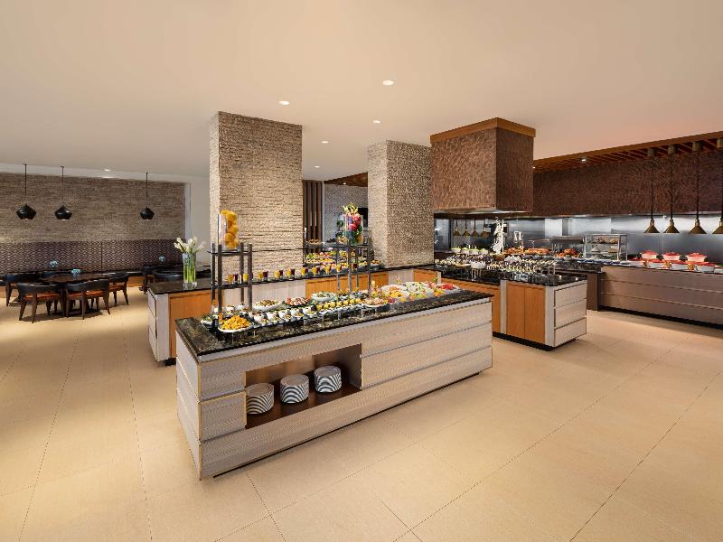 Radisson Golf & Convention Center Batam - Restoran