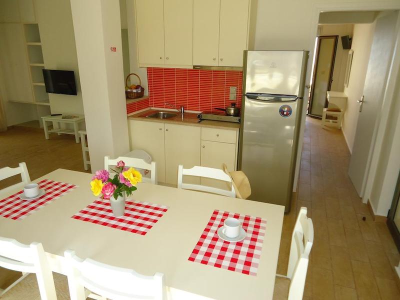 Almyra Apartments - Oda
