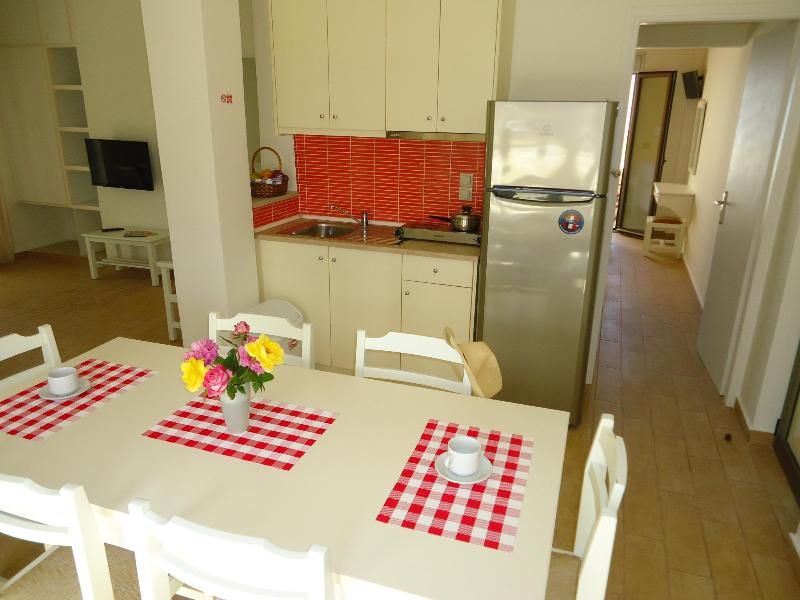 Almyra Apartments - Oda