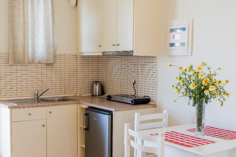 Almyra Apartments - Oda