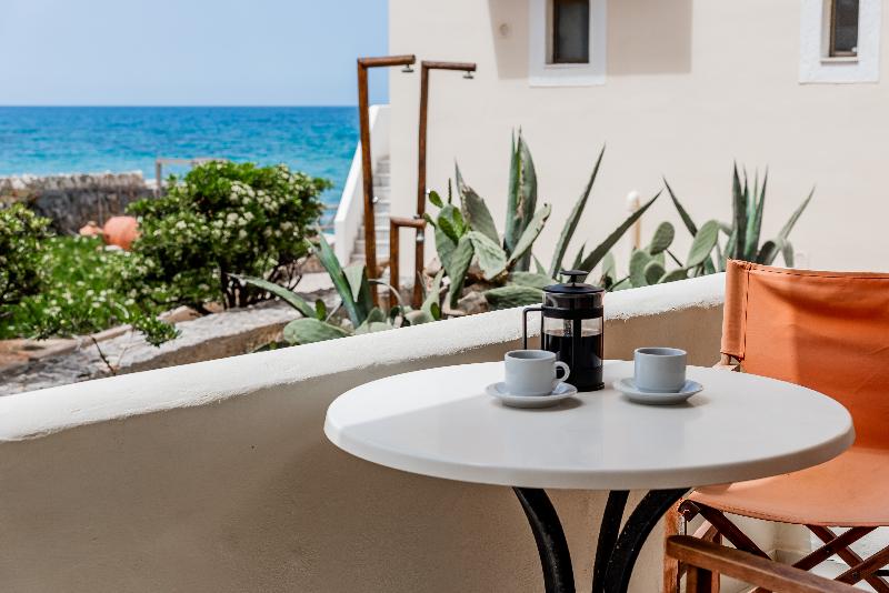 Almyra Apartments - Oda
