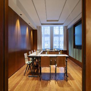 Conrad Hamburg fotoÄŸrafÄ±