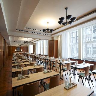 Conrad Hamburg fotoÄŸrafÄ±