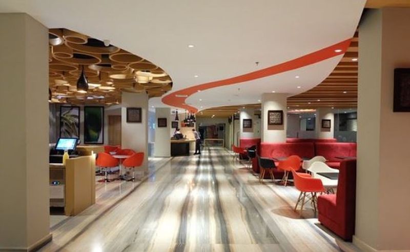 Ibis Yogyakarta Adi Sucipto - Lobi