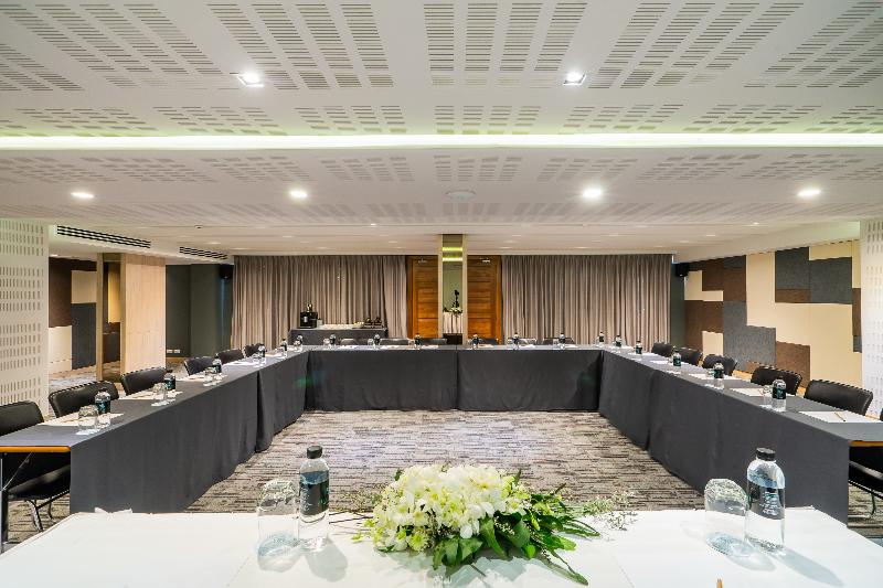 The Grass Serviced Suites by At Mind - Toplantı