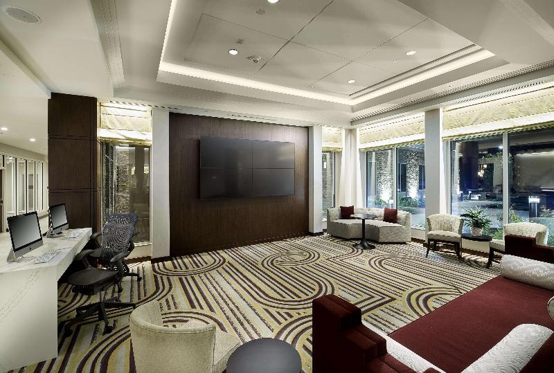 Hilton Garden Inn Roslyn, NY - Lobi
