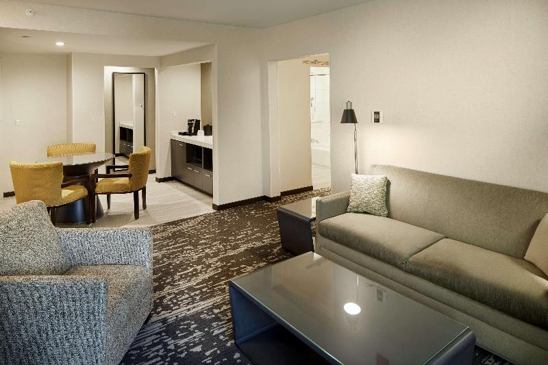 Hilton Garden Inn Roslyn, NY - Oda