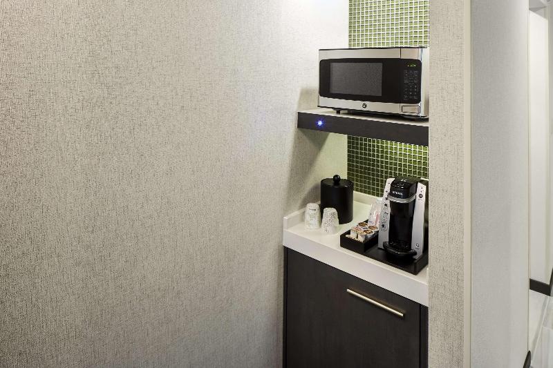 Hilton Garden Inn Roslyn, NY - Oda