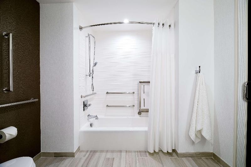 Hilton Garden Inn Roslyn, NY - Oda