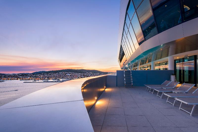 Olympia Sky - Bar