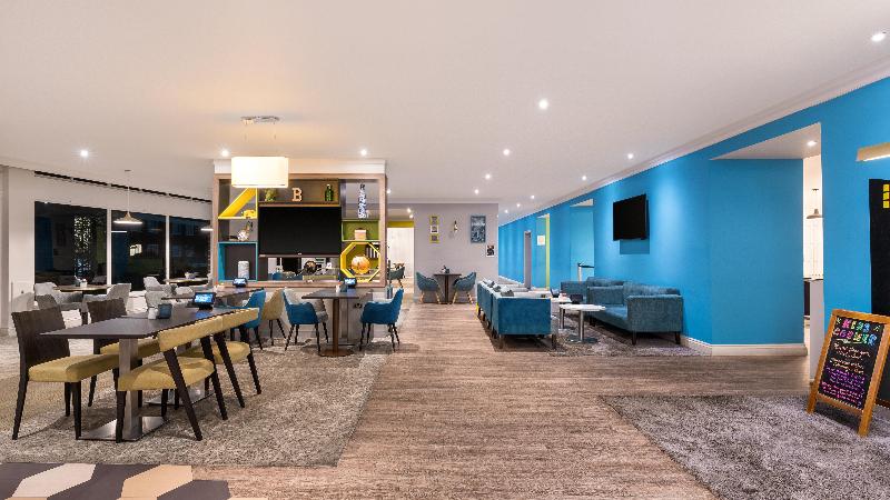 Holiday Inn Birmingham M6 J7 - Bar