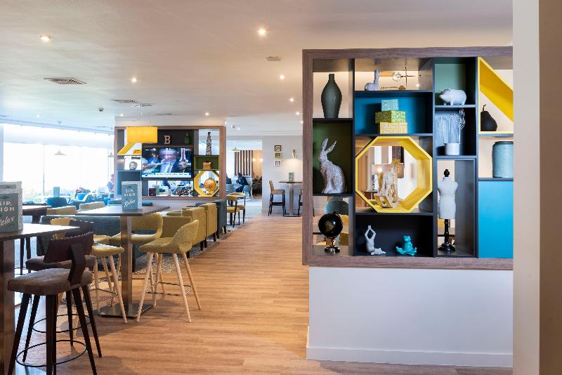 Holiday Inn Birmingham M6 J7 - Bar
