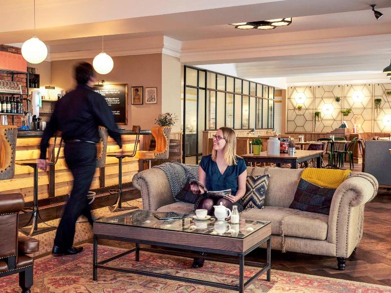 Bristol Grand Hotel By Sunday - Lobi