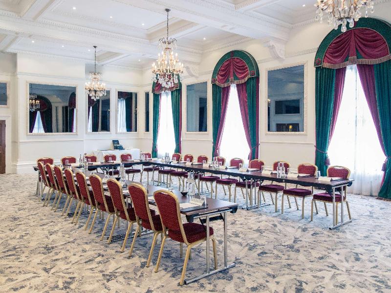 Bristol Grand Hotel By Sunday - Toplantı
