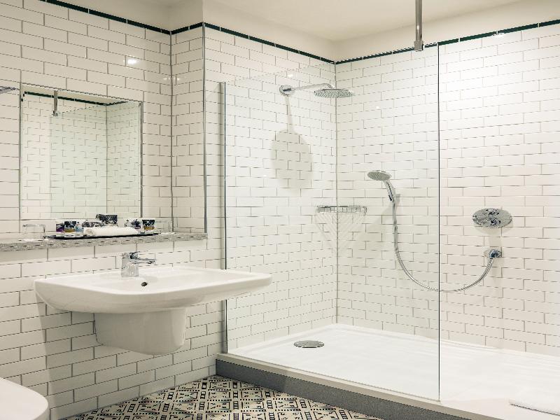 Bristol Grand Hotel By Sunday - Oda