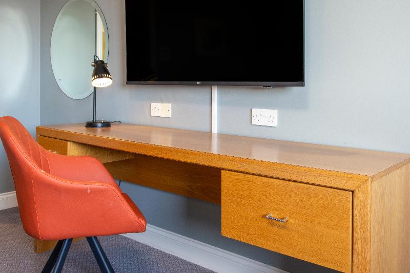 Holiday Inn Edinburgh - Oda