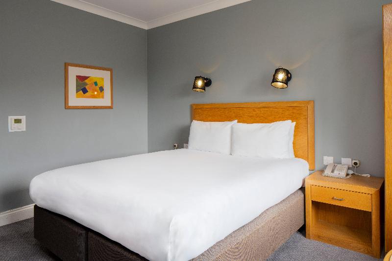 Holiday Inn Edinburgh - Oda