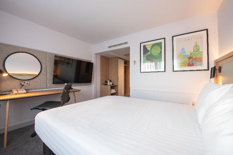 Holiday Inn Edinburgh - Oda