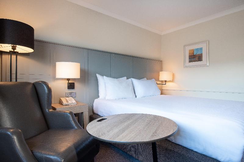 Holiday Inn Edinburgh - Oda