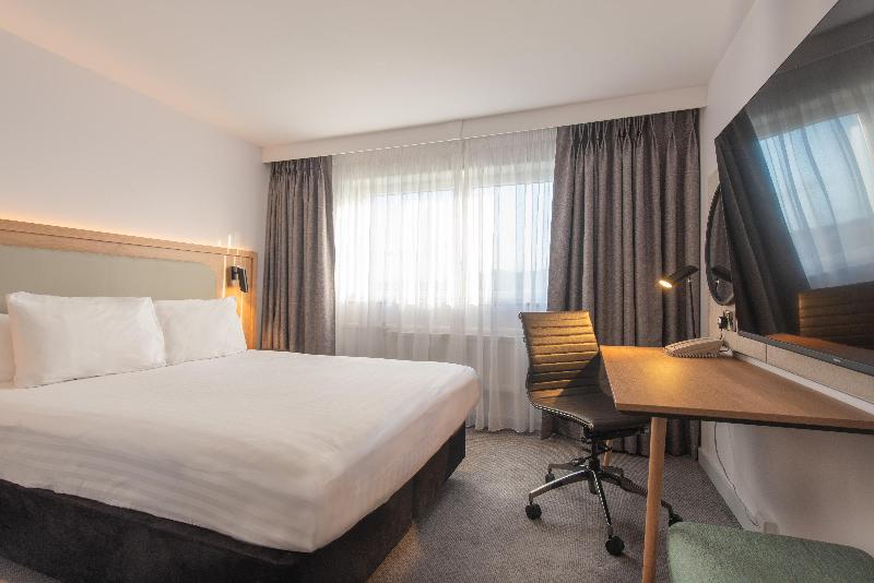 Holiday Inn Edinburgh - Oda