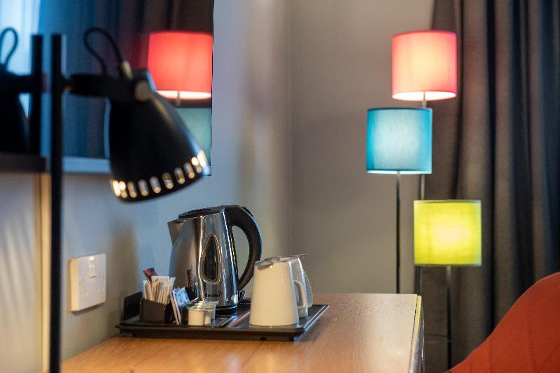 Holiday Inn Edinburgh - Oda