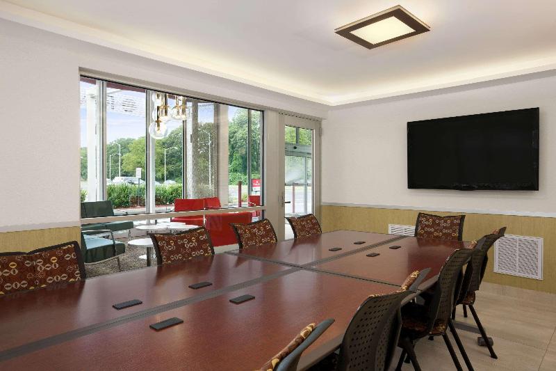 Ramada by Wyndham Rockville Centre - Toplantı