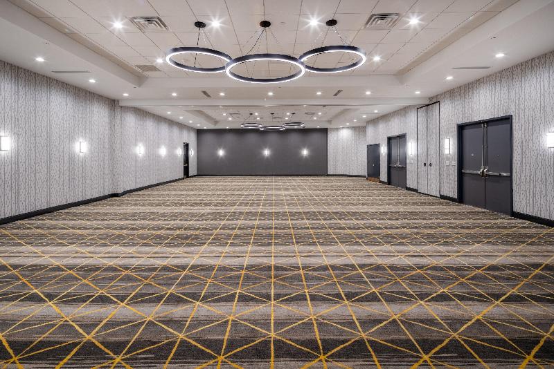 Holiday Inn Long Island-Islip Arpt East - Toplantı