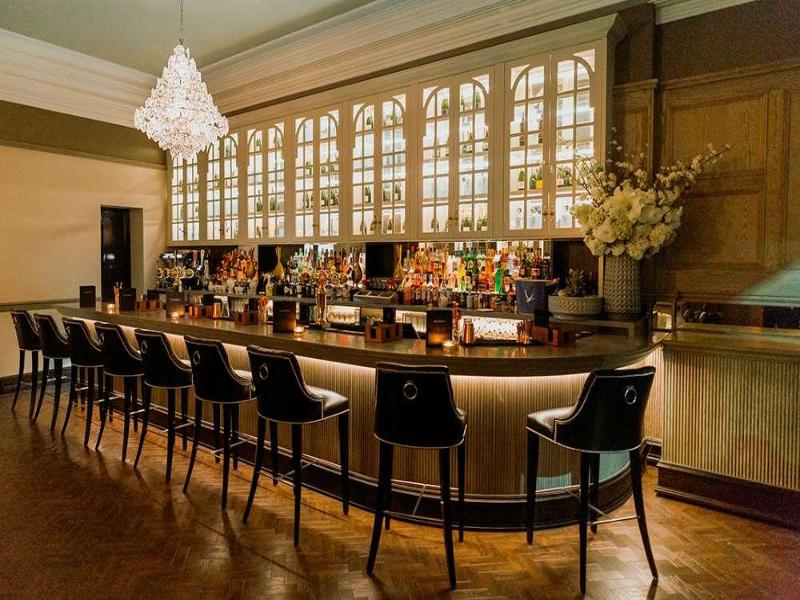 The County Hotel and County Aparthotel - Bar
