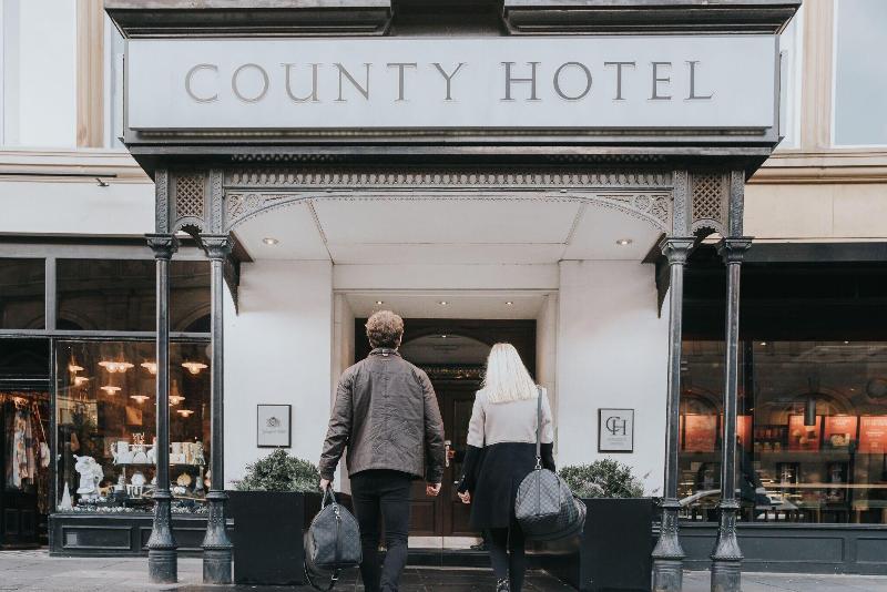 The County Hotel and County Aparthotel - Genel