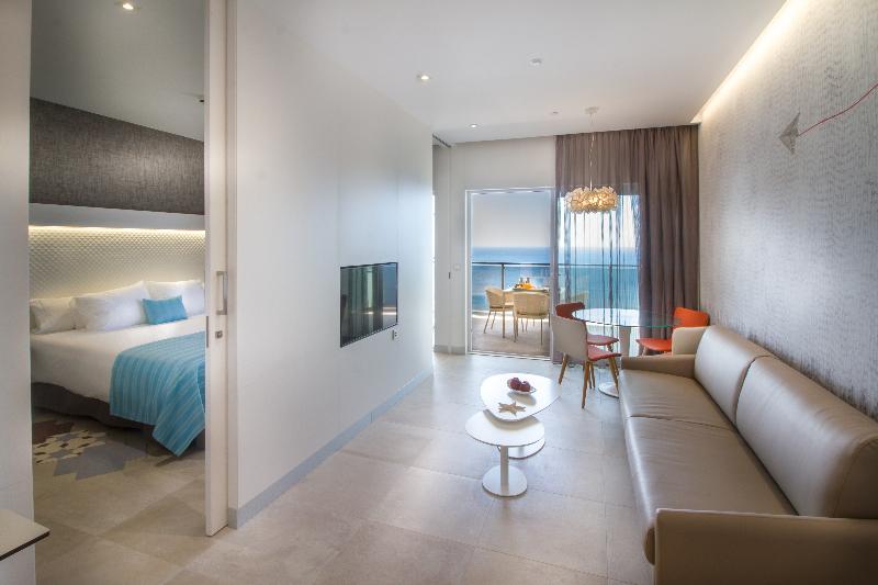 ESTIMAR Calpe Suitopia - Oda