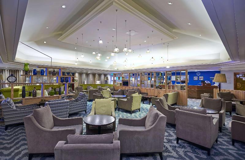 Doubletree by Hilton Bristol North - Lobi