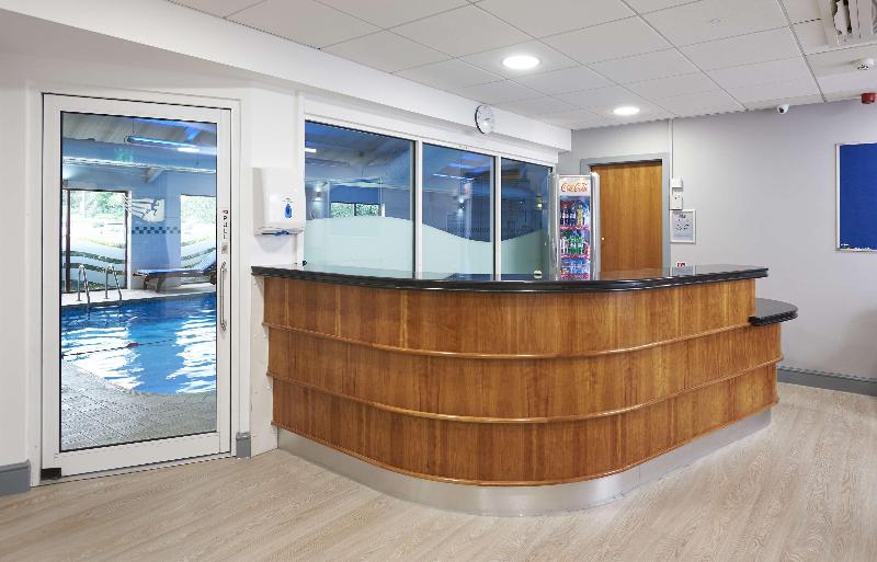 Doubletree by Hilton Bristol North - Havuz