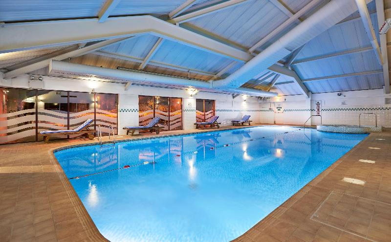 Doubletree by Hilton Bristol North - Havuz