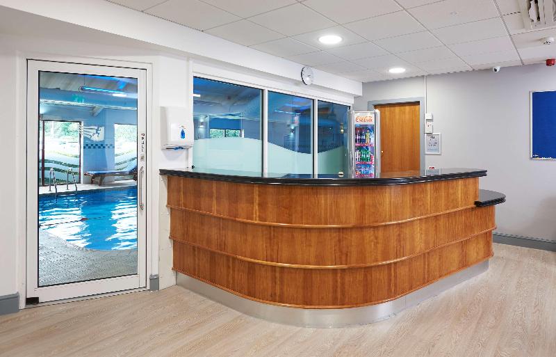 Doubletree by Hilton Bristol North - Havuz