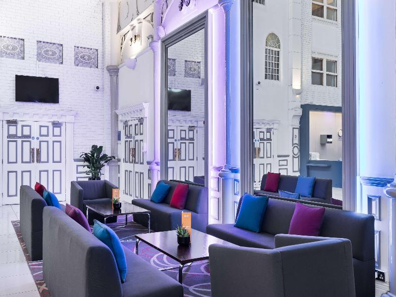 Park Inn Cardiff City Centre - Lobi