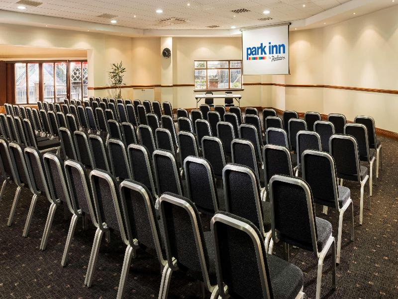 Park Inn Cardiff City Centre - Toplantı