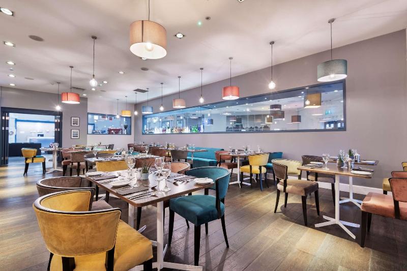 Park Inn Cardiff City Centre - Genel