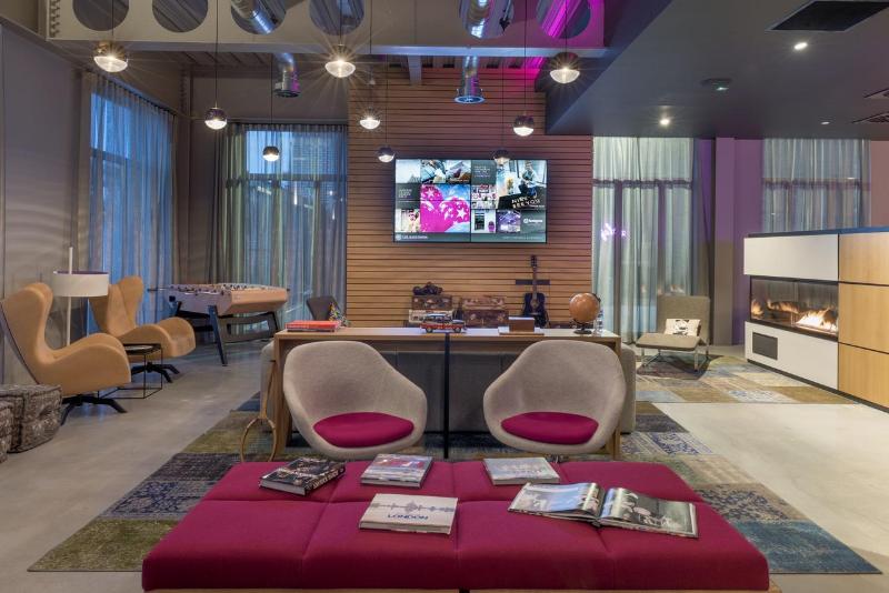Moxy London Excel - Lobi