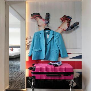 Moxy London Excel fotoÄŸrafÄ±