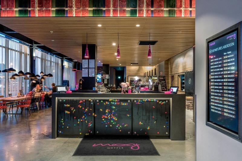 Moxy Aberdeen Airport - Lobi