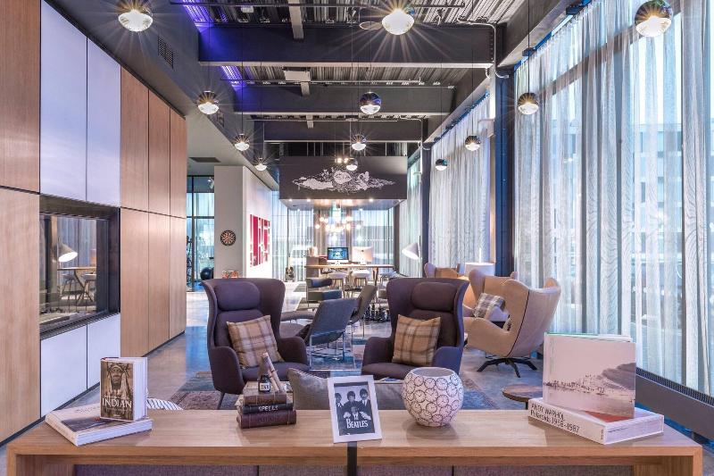 Moxy Aberdeen Airport - Lobi