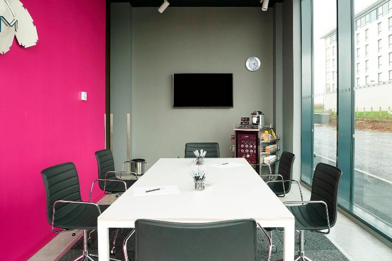 Moxy Aberdeen Airport - Toplantı