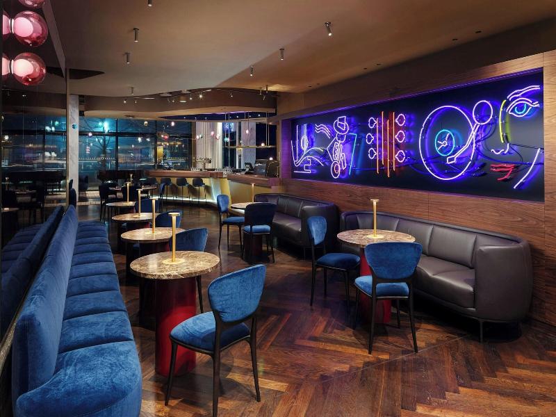 Courtyard by Marriott Brno - Bar