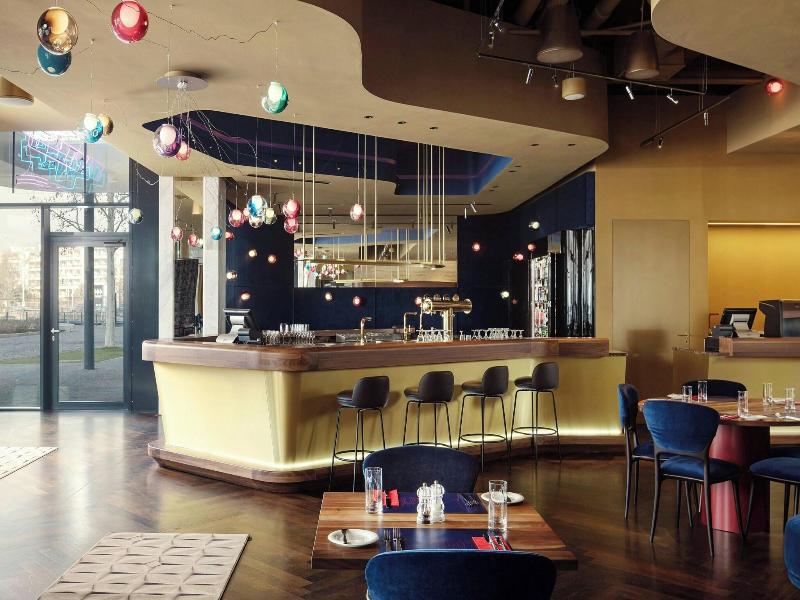 Courtyard by Marriott Brno - Bar