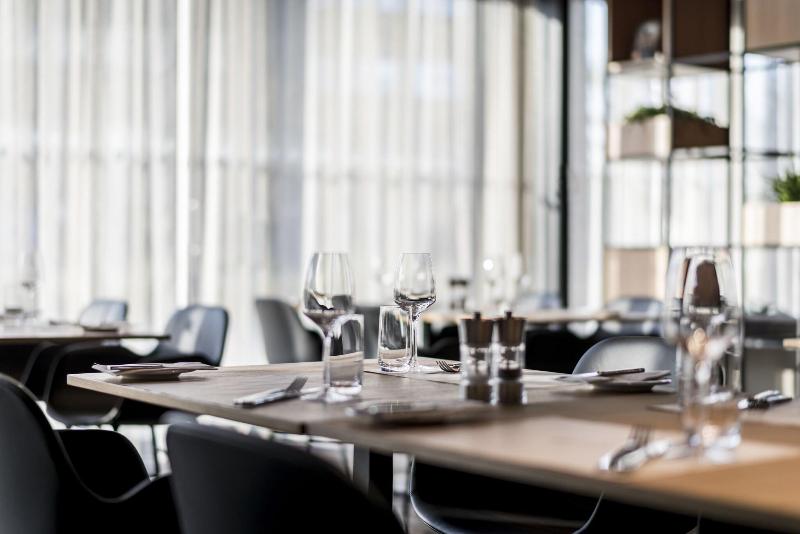 Courtyard by Marriott Brno - Restoran