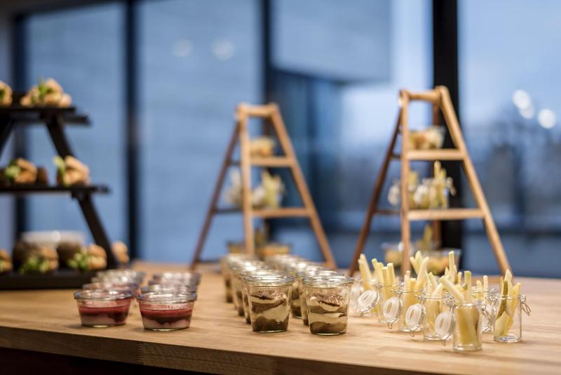 Courtyard by Marriott Brno - Restoran