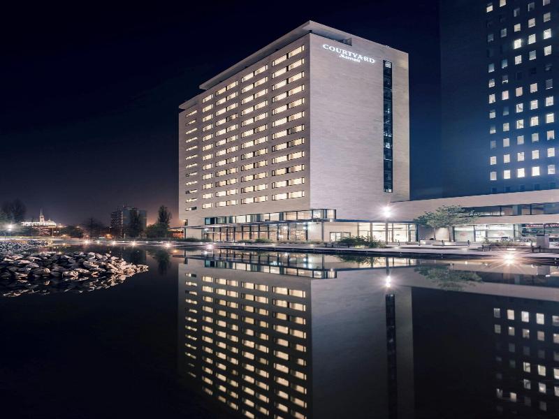 Courtyard by Marriott Brno - Teras