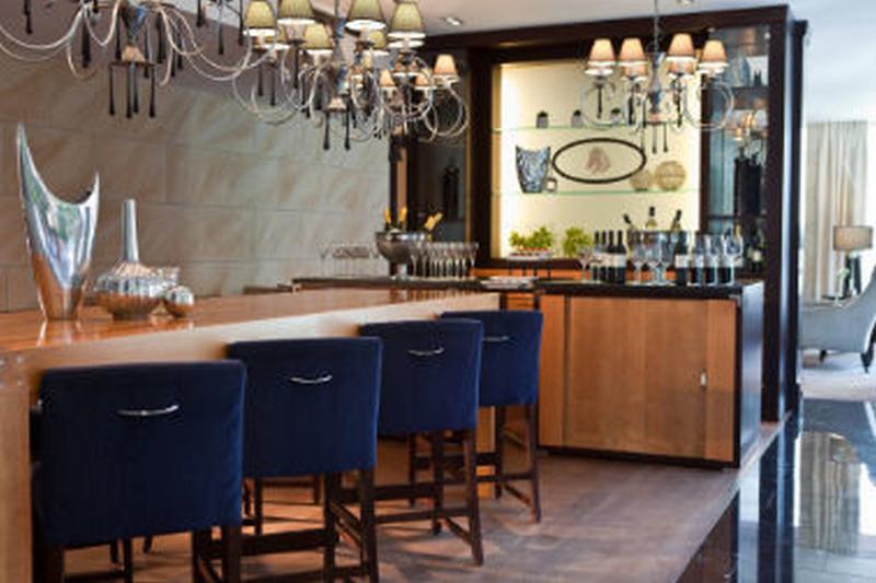 Renaissance Vienna Imperial Riding School - Bar