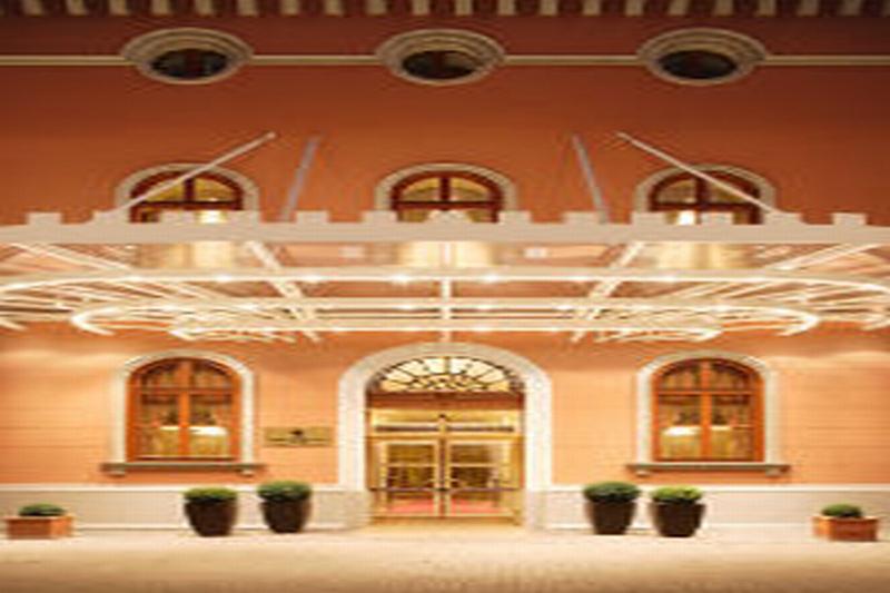 Renaissance Vienna Imperial Riding School - Genel